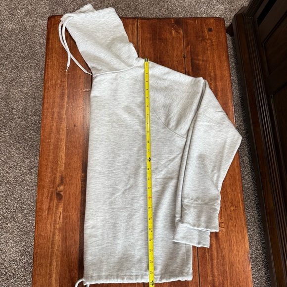 Women’s Gray Gilligan & O’Malley Funnel Neck Pullover Size Medium - Picture 8 of 8